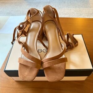 BCBGMaxAzria Women's Brown Strappy Sandals